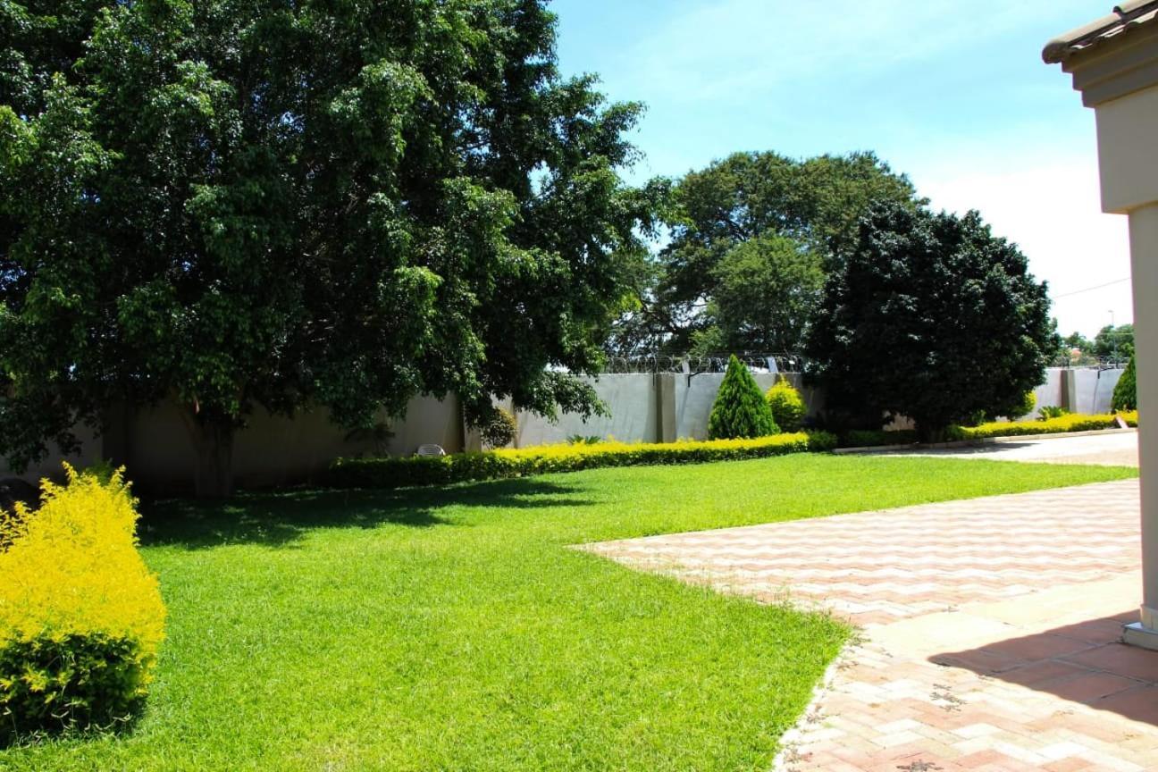 My Home Bed And Breakfast Mogoditshane Exterior foto